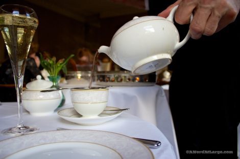 Shelbourne Hotel Afternoon Tea pouring